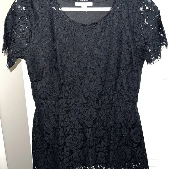 NWOT Isaac Mizrahi Black Lace Summer Blouse peplum top with shark bite bottom - Picture 2 of 4